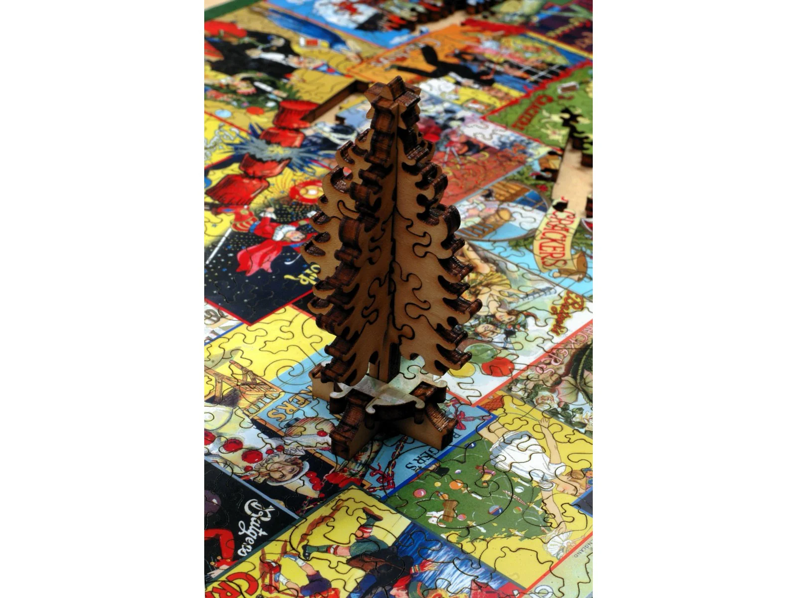 Holiday Crackers - Image 6